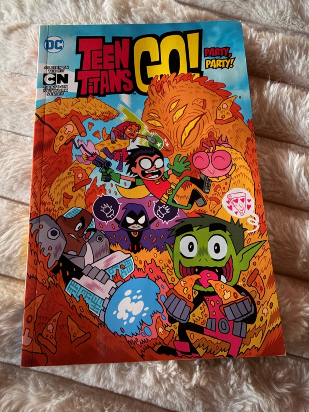 DC Teen Titans Go! Comic Book Back Cover - Blue with Multicolor Characters